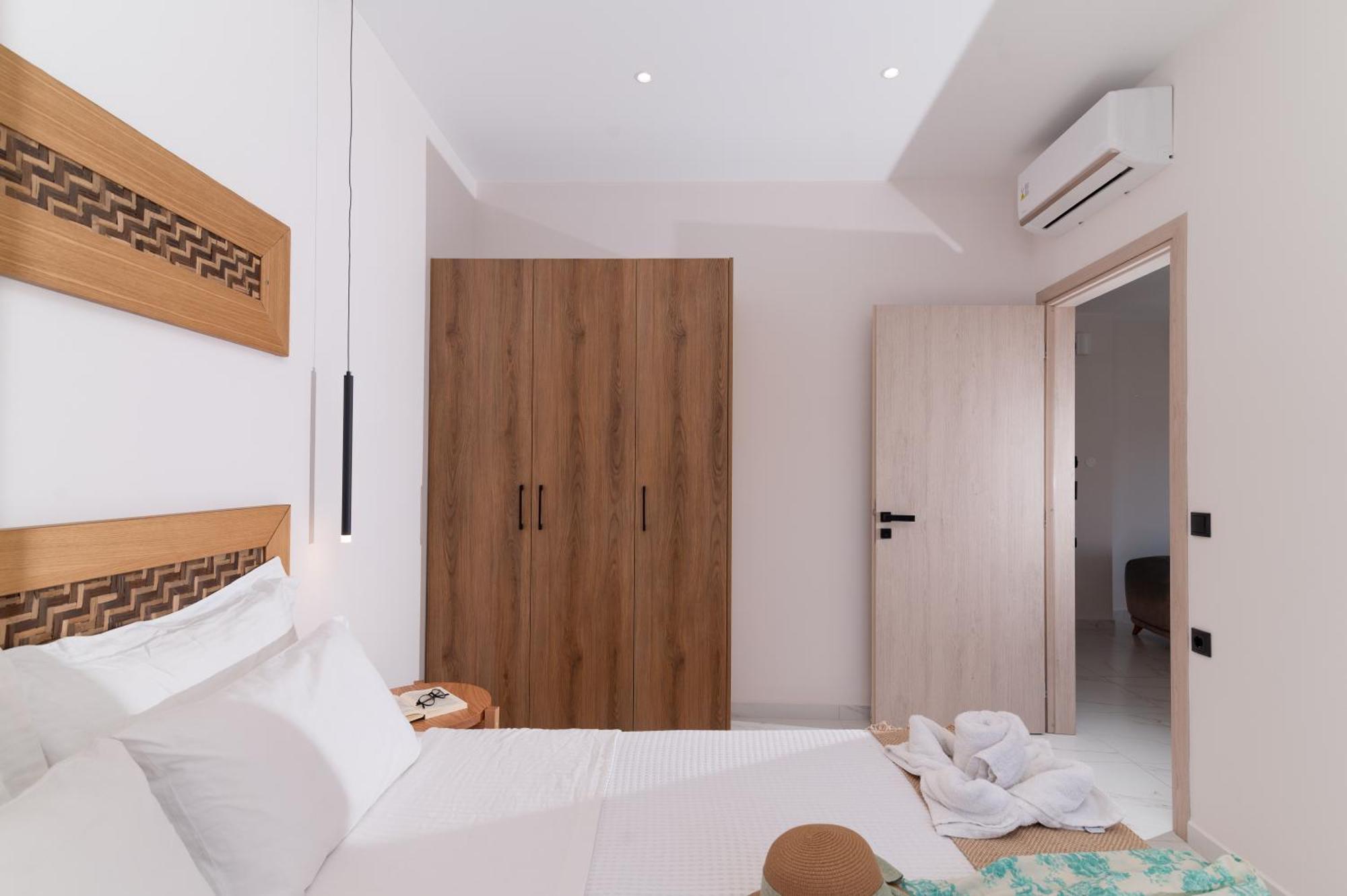 Patric.Ko Aparthotel อาเยียกาลินี ภายนอก รูปภาพ