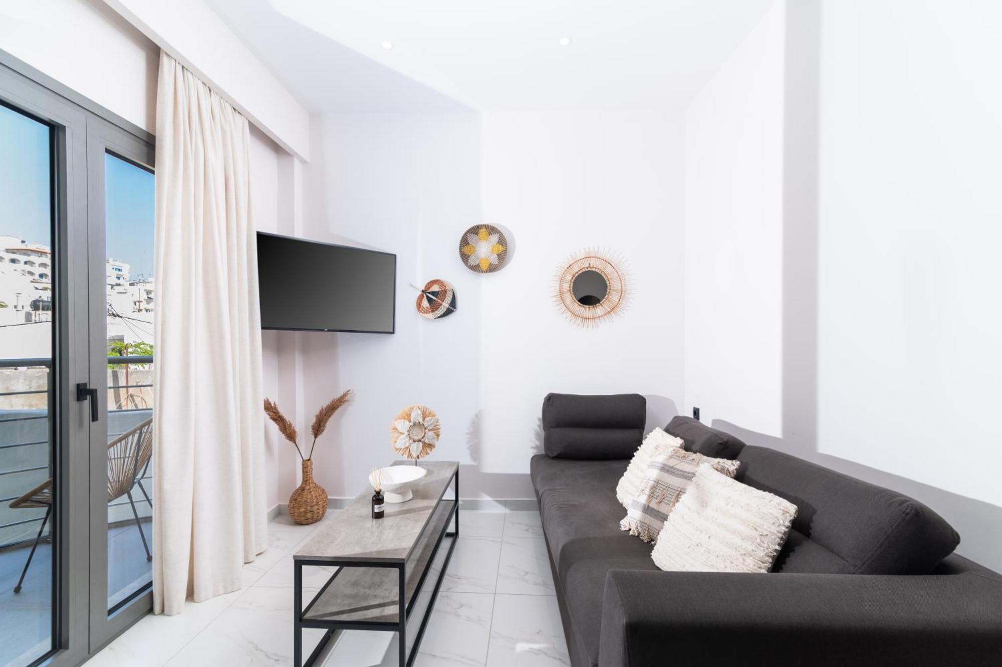 Patric.Ko Aparthotel อาเยียกาลินี ภายนอก รูปภาพ