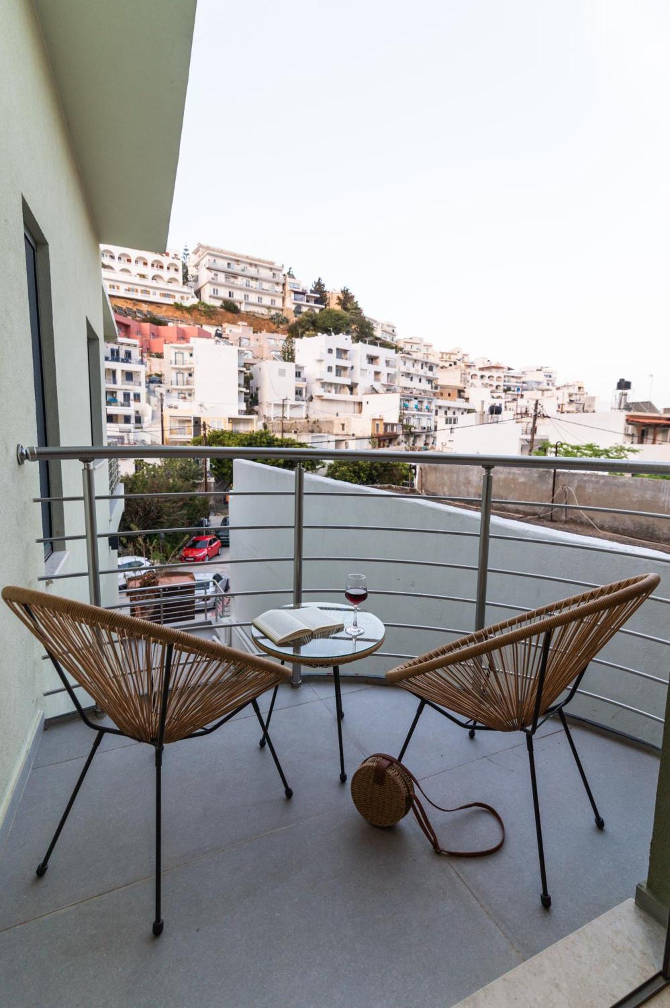 Patric.Ko Aparthotel อาเยียกาลินี ภายนอก รูปภาพ