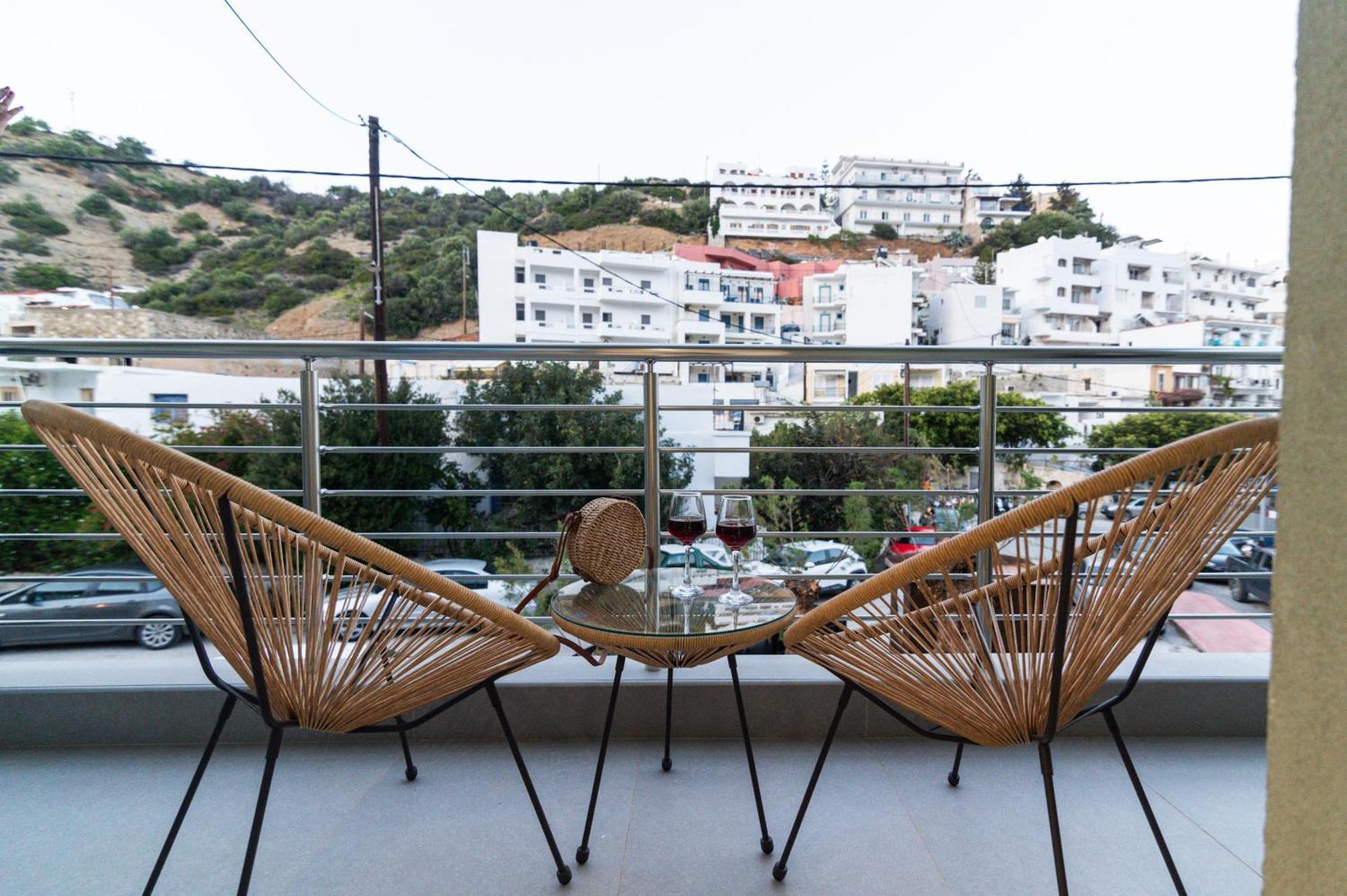 Patric.Ko Aparthotel อาเยียกาลินี ภายนอก รูปภาพ